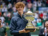 El italiano Jannik Sinner, campeón en Halle.