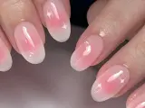 'Blush nails', la manicura que cuida tu uña.