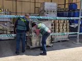 La Guardia Civil incauta 80 toneladas de aceitunas en Valencia.