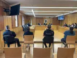 Las dos mujeres acusadas de retener a una octogenaria contra su voluntad en un piso de Vilalba (Lugo) durante más de un año en el juicio.