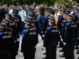 El alcalde de Madrid, José Luis Martínez-Almeida, llega al acto de conmemoración de la festividad de San Juan, patrón de la Policía Municipal de Madrid, a 28 de junio de 2024, en Madrid (España).