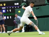 Novak Djokovic debuta con un arrolladora victoria en Wimbledon 2024.