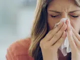 Infecciones como la gripe o los resfriados podrían reactivar la covid larga en algunas personas.