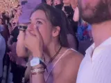 La cantante ha subido a Instagram un vídeo en el que se la ve emocionada y sin poder contener las lágrimas.