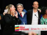 Mathilde Panot, Manuel Bompard, Jean-Luc Melenchon y Daniele Obono en la sede de Francia Insoumise después de los resultados de la segunda vuelta de las elecciones parlamentarias.