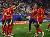 Los jugadores de la selección española celebran un gol ante Francia en las semifinales de la Eurocopa.