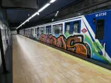 02/11/2018 Imagen de archivo de un tren de metro grafiteado. ESPAÑA EUROPA MADRID SOCIEDAD SINDICATO DE MAQUINISTAS DE MADRID
