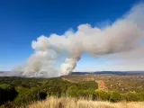 Incendio forestal en el campo de tiro de la base militar de Cerro Muriano (Córdoba).