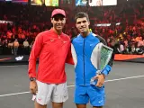 Alcaraz y Nadal tras su exhibición en marzo en Las Vegas.