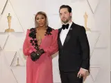 Serena Williams y su marido, Alexis Ohanian, en los Oscar de 2022.