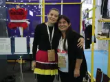 Jehsel Lau y Valeria Guzmán han creado ropa con mensajes en Braille para que las personas con discapacidad puedan conocer los colores y telas y se sientan incluidas en el mundo de la moda.