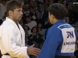 El japonés Ryuju Nagayama le niega el saludo a Fran Garrigós.